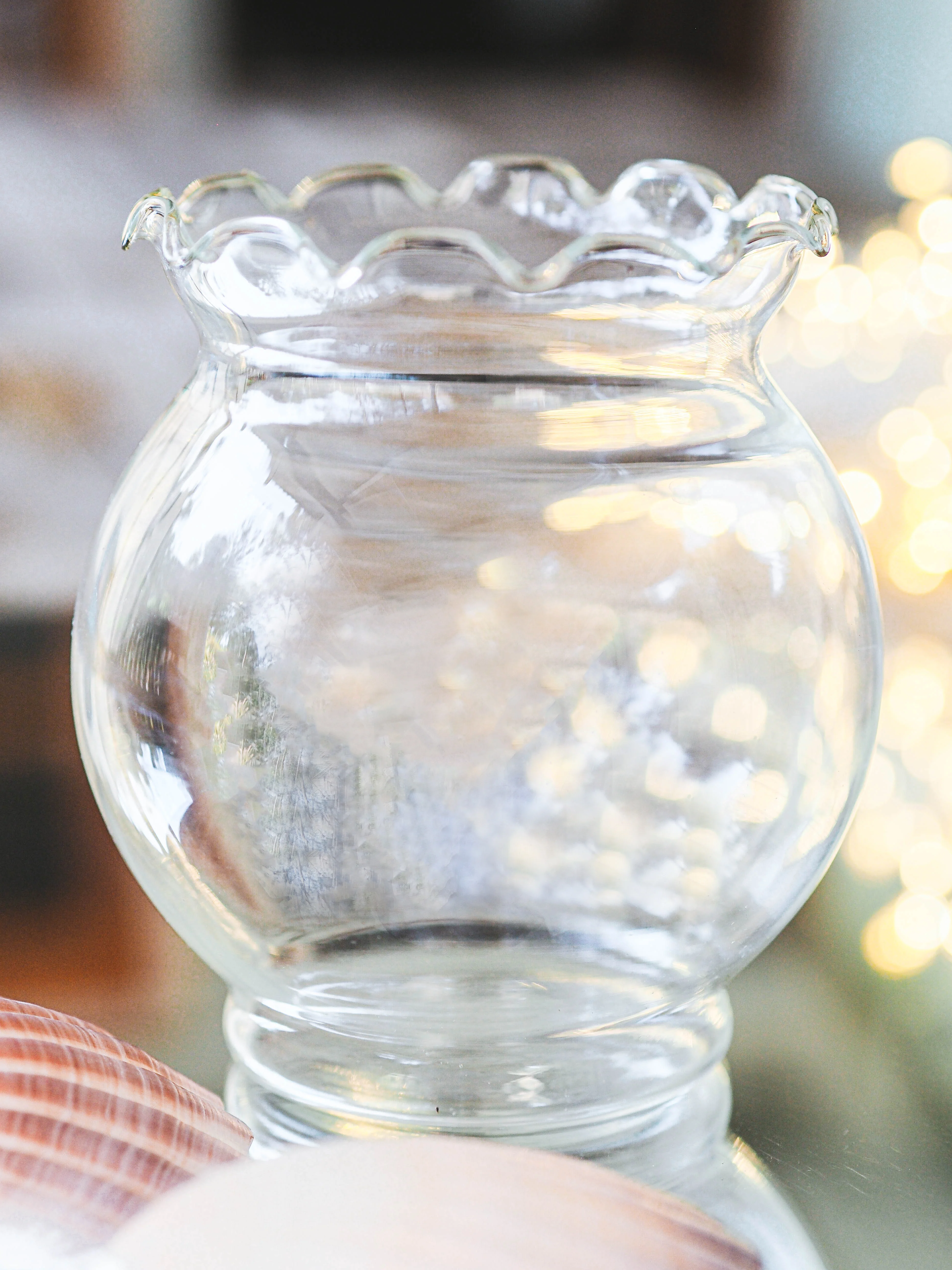 Wavy Clear Glass Jars - Image 4